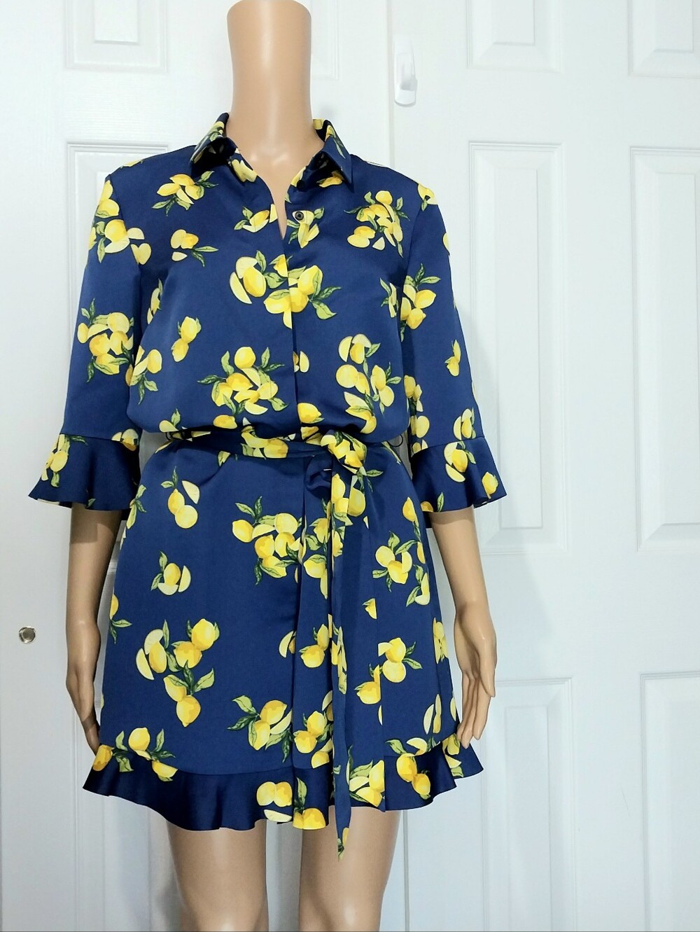Banana Republic Lemon Print Ruffle Hem‎ Shorts Romper, Size 6
